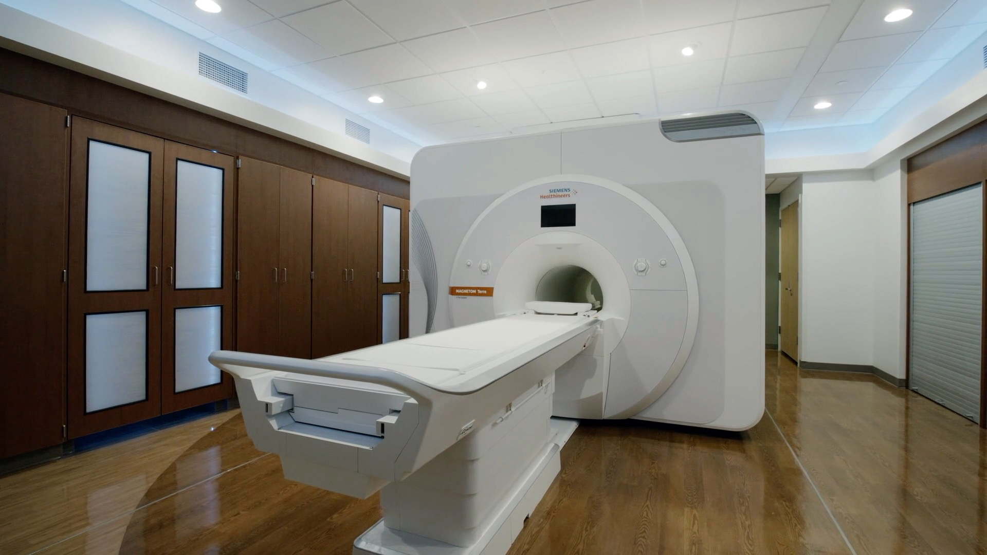 7 Tesla MRI scanner